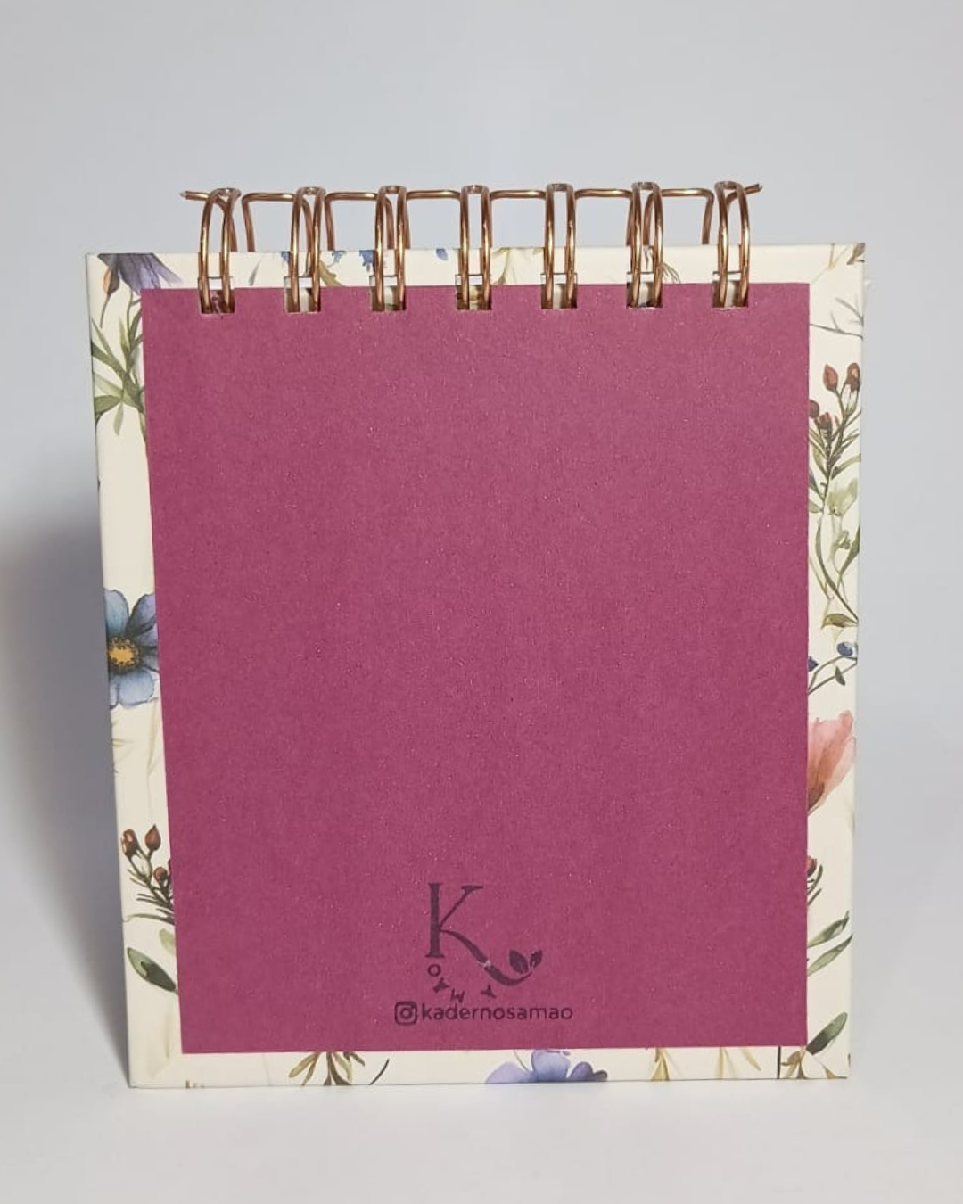 bloquinho flores delicadas fim