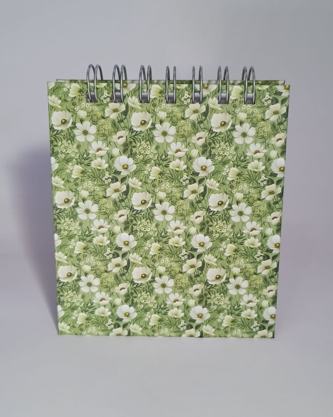 bloquinho florzinhas fundo verde capa