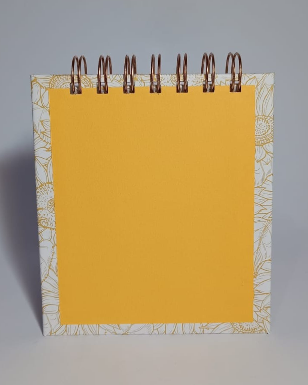 bloquinho-girassois-fundo-branco-guarda bloquinho girassois fundo branco guarda